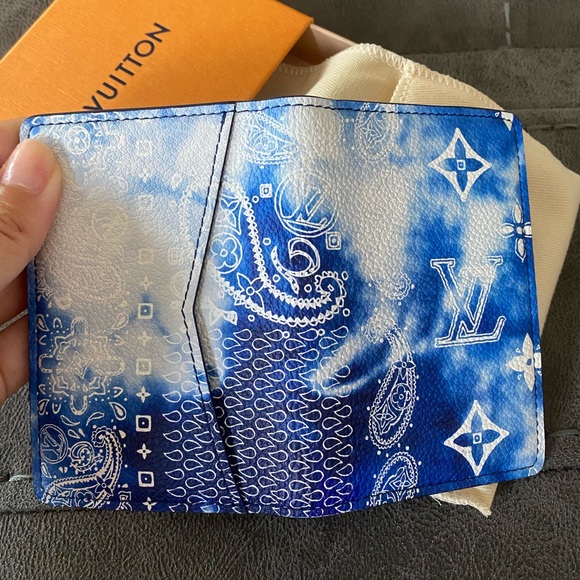 Louis Vuitton Monogram Bleached Blue Bandana Print Card Case Holder Wallet - Picture 7 of 8